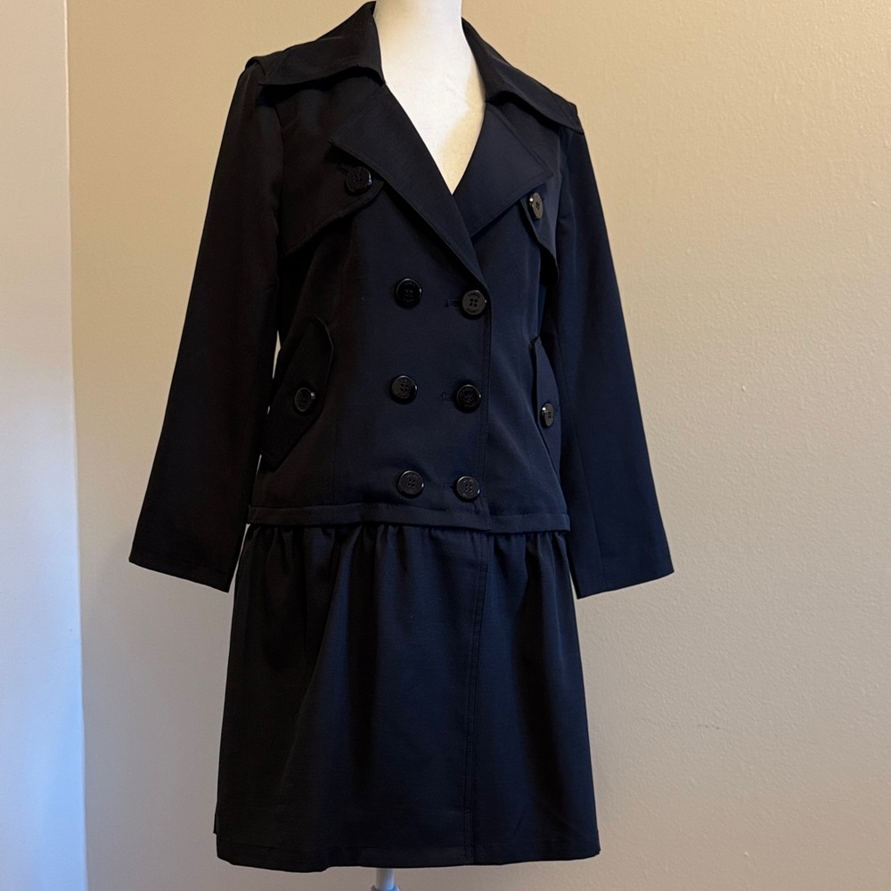 Elegant Black Double-Breasted 2-in-1 Trench Coat
